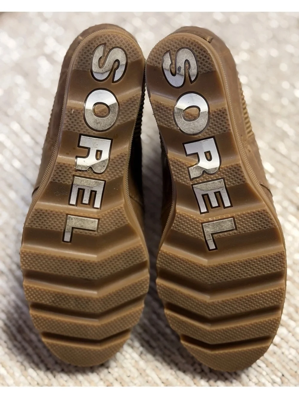 Sorel Women's Joan Rhapsody Chelsea Wedge Boots Size 8